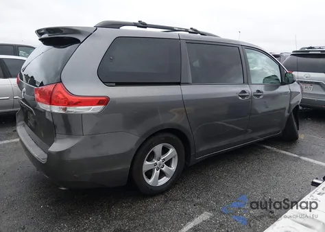 2011 Toyota Sienna Le V6 из США, поврежденный, VIN 5TDKK3DC6BS052922
